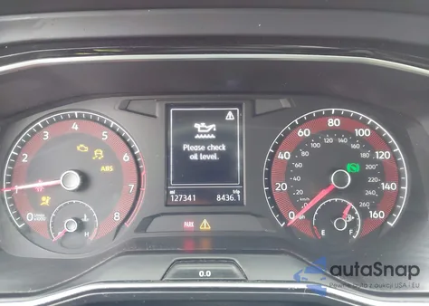 2019 Volkswagen Jetta 1.4T R-Line/1.4T S/1.4T Se z USA, uszkodzony, nr VIN 3VWC57BU5KM128755